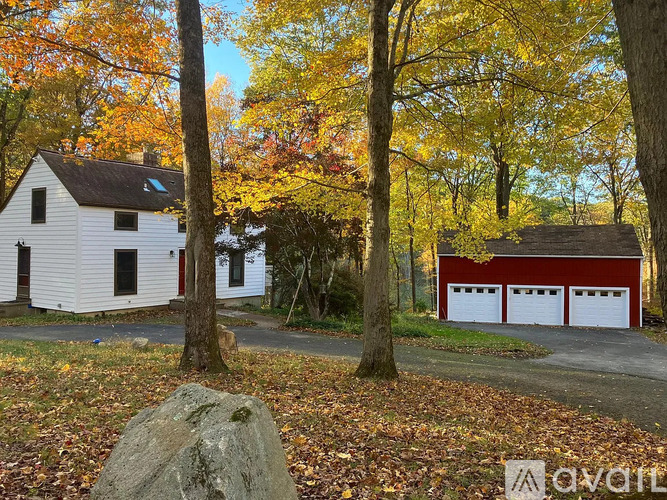 141 Old Redding Road 2 Beds Single Family Home for Rent - Photo gallery 1