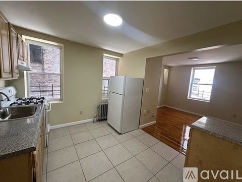 37 E 3Rd St Studio Apartment for Rent