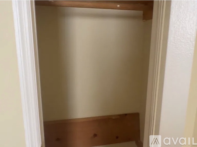 37 E 3rd St Studio Apartment for Rent - Photo gallery 5