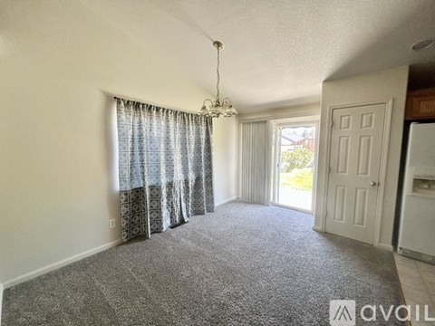 238 Mark St 3 Beds Apartment for Rent
