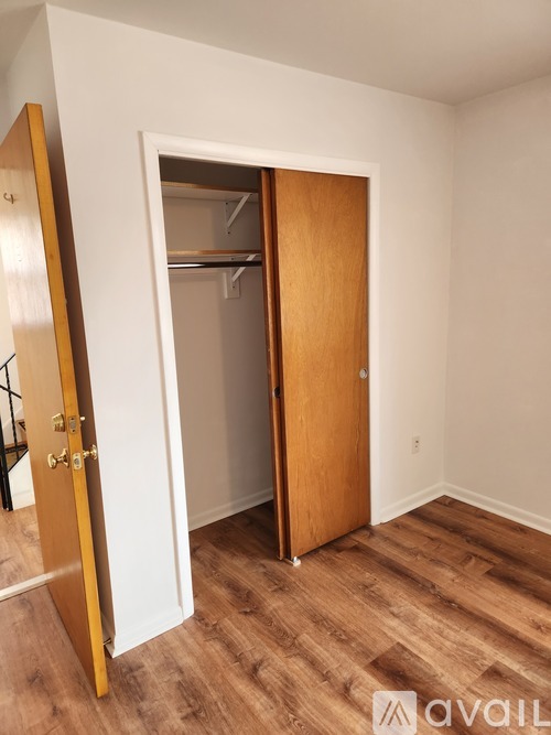 500 Faunce St 1 Apartment for Rent - Photo gallery 3