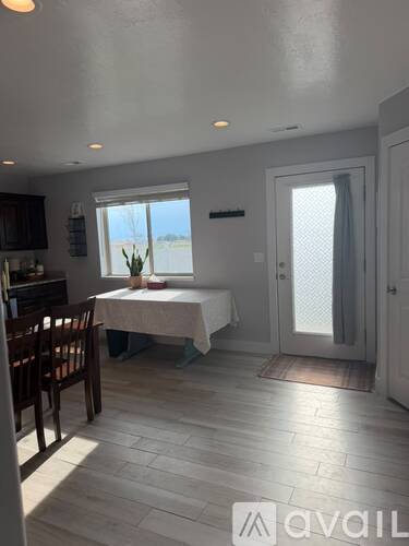 966 West 1075 South 3 Beds Townhouse for Rent - Photo gallery 3