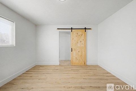 2702 E Grovers Ave 4 Beds Apartment for Rent