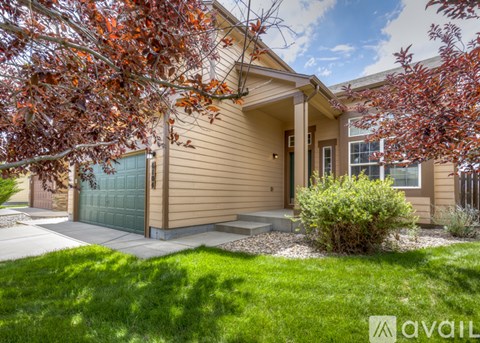 6104 Hayfield Pl 4 Beds Apartment for Rent