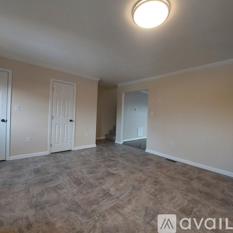 102 Kadies Lane 3 Beds Apartment for Rent