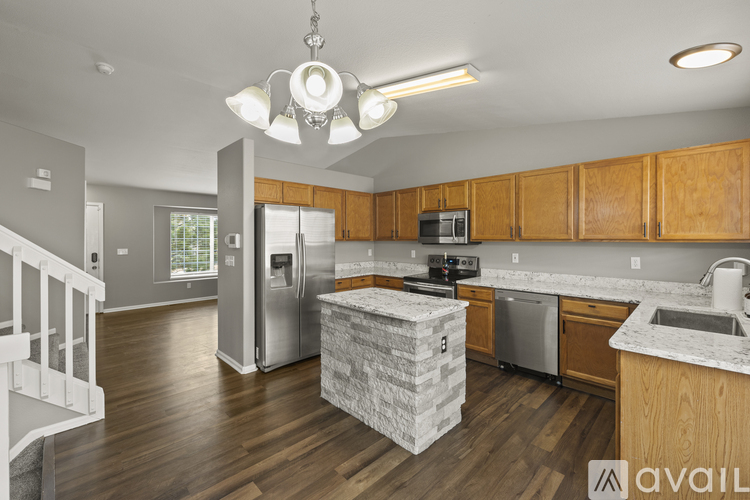 6943 Cabriolet Dr 3 Beds Single Family Home for Rent - Photo gallery 4