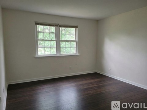 143 Reliance Pl 2 Beds Apartment for Rent