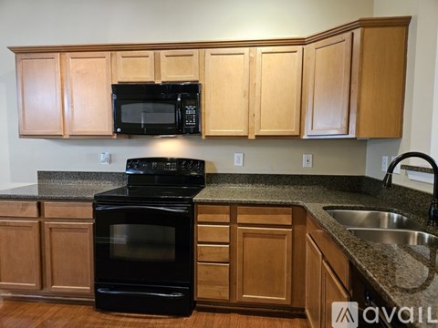418 Cedar Pines Drive 3 Beds Apartment for Rent
