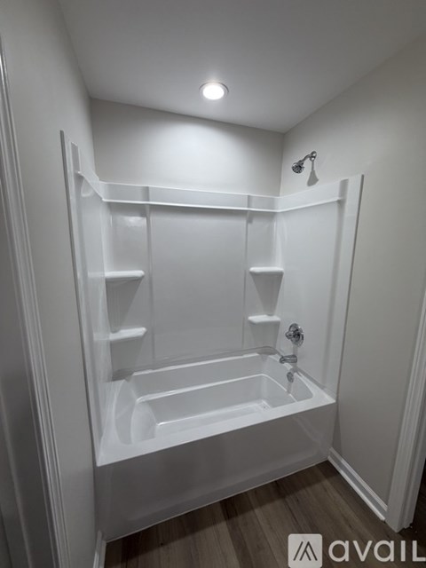 108 Macklyn St 3 Beds Apartment for Rent