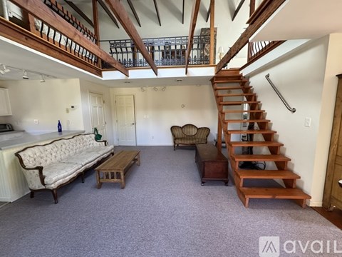 310 W Circular St 2 Beds Apartment for Rent