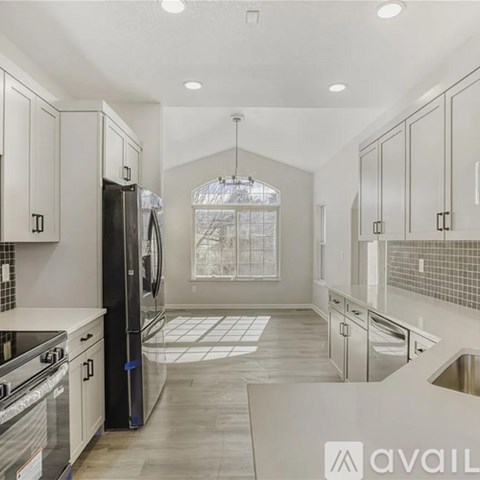 1966 Hillside Place 4 Beds Apartment for Rent