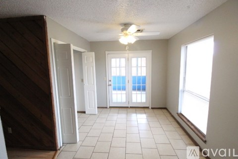 1804 Southcrest Dr 2 Beds Apartment for Rent