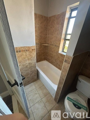 66 N Grove St 3 Beds Apartment for Rent