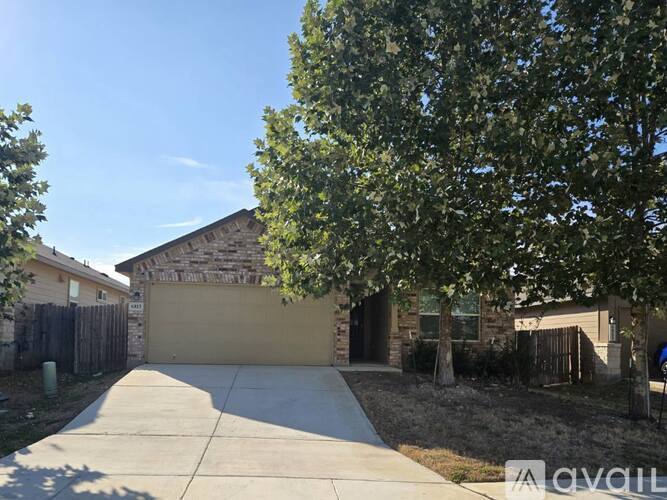 6815 Kingsley Edge 3 Beds Single Family Home for Rent - Photo gallery 1