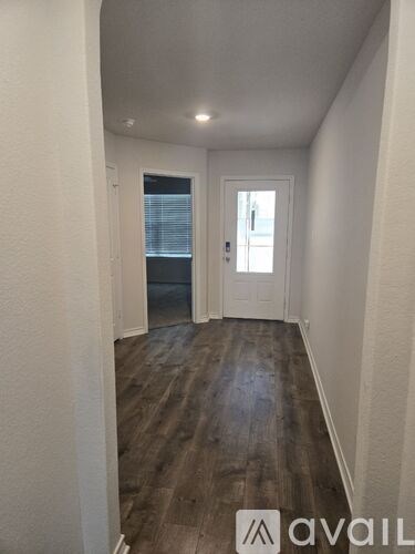 6815 Kingsley Edge 3 Beds Apartment for Rent
