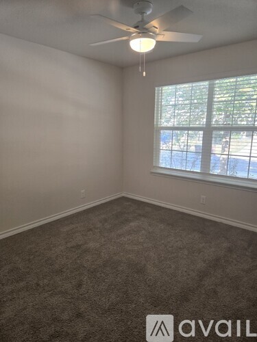6815 Kingsley Edge 3 Beds Single Family Home for Rent - Photo gallery 4