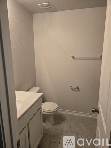 6815 Kingsley Edge 3 Beds Single Family Home for Rent - Photo gallery 5