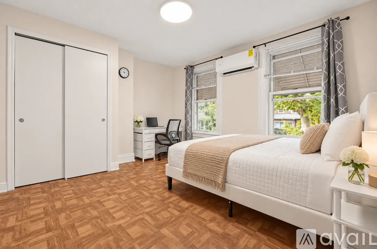 242 Franklin St 5 Beds Apartment for Rent - Photo gallery 2