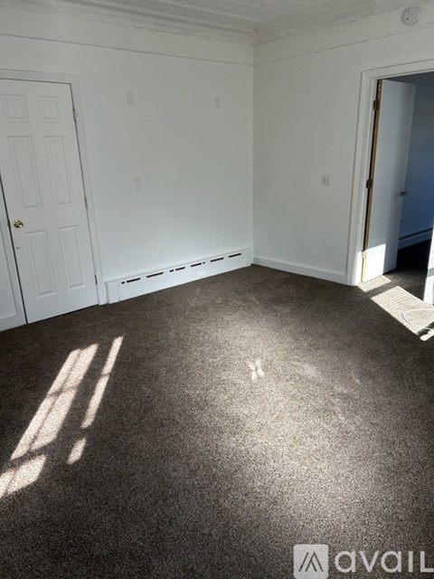 114 Main Street 1 Apartment for Rent