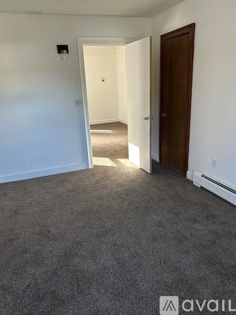 114 Main Street 1 Apartment for Rent