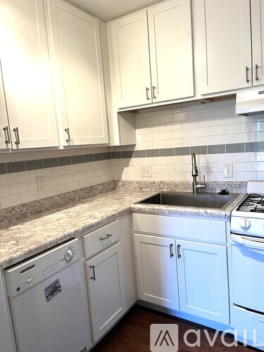 1015 Concord Ave 1 Apartment for Rent - Photo gallery 1