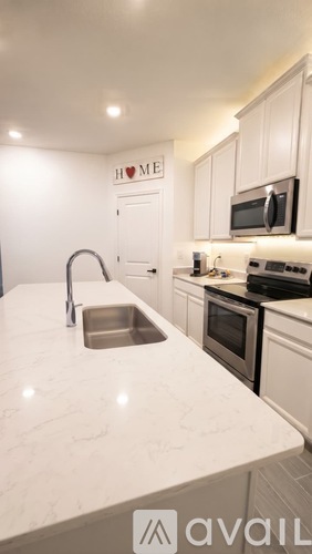 9309 Southwest 58th Circle 4 Beds Single Family Home for Rent - Photo gallery 3