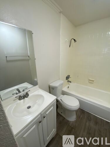 320 S Occidental Blvd 1 Apartment for Rent - Photo gallery 5