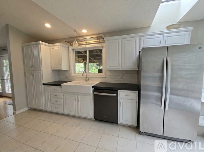 3830 Southwest Comus Street 3 Beds Single Family Home for Rent - Photo gallery 3