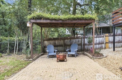 10065 Foxrun Road 3 Beds Apartment for Rent