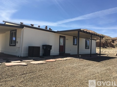 702 West Pony Express Lane 3 Beds Apartment for Rent