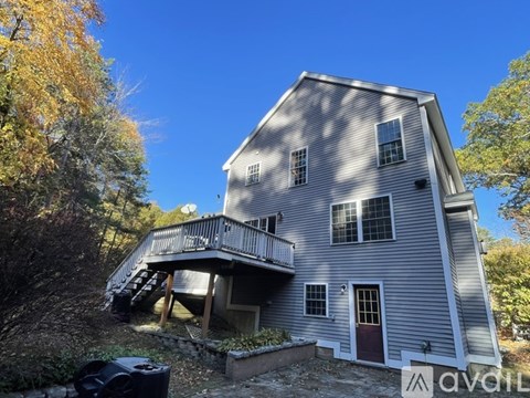 96 Cortland Road 4 Beds Apartment for Rent