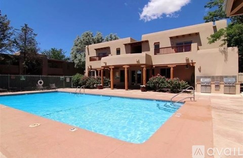 601 West San Mateo Road 2 Beds Apartment for Rent