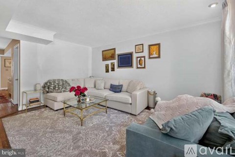 1729 F St NE 2 Beds Apartment for Rent