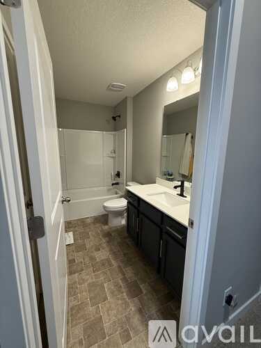 11632 Pineridge Way North 4 Beds Single Family Home for Rent - Photo gallery 5