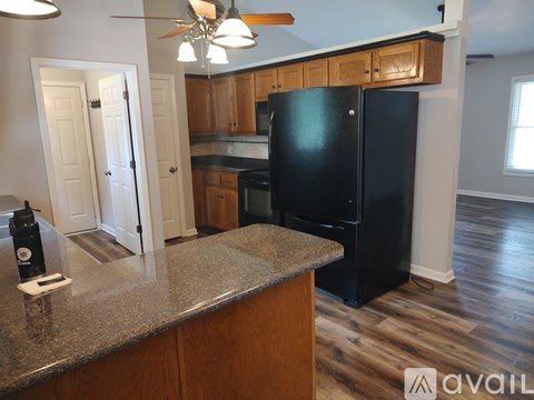 520 Lauren Avenue 3 Beds Apartment for Rent