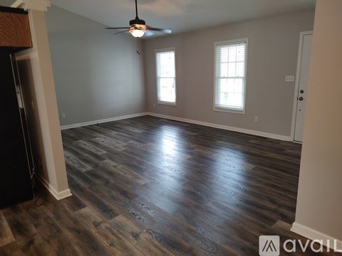 520 Lauren Avenue 3 Beds Apartment for Rent