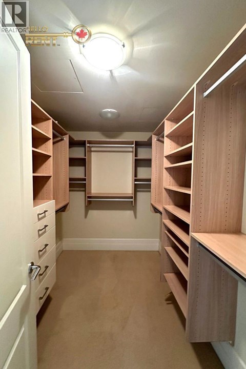 401 508 WATERS EDGE CRESCENT 3 Beds Apartment for Rent