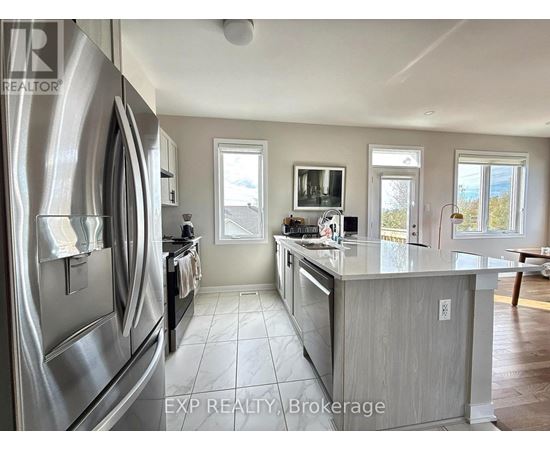 373 FALSETTO STREET 4 Beds Home, Townhouse for Rent - Photo gallery 4