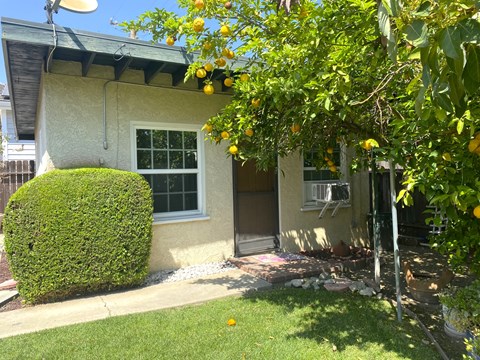 1122 Valencia Way Studio Apartment for Rent