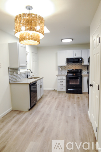712 Yale Place 2 Beds Condo for Rent - Photo gallery 4