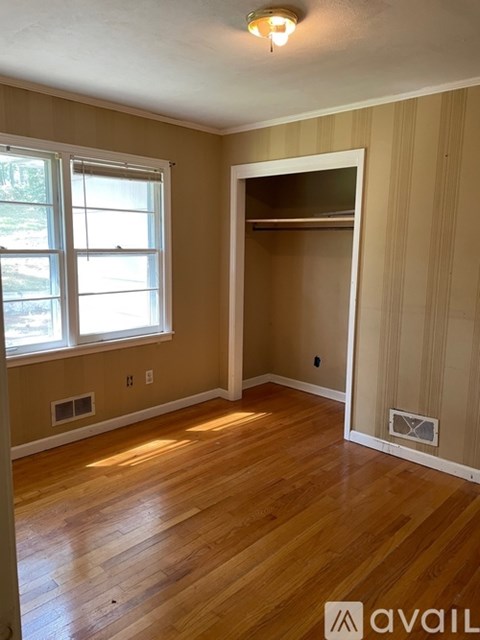 1512 2Nd Pl NW 3 Beds Apartment for Rent