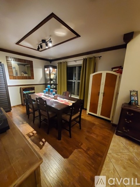 275 Krefeld Road NW 4 Beds Apartment for Rent