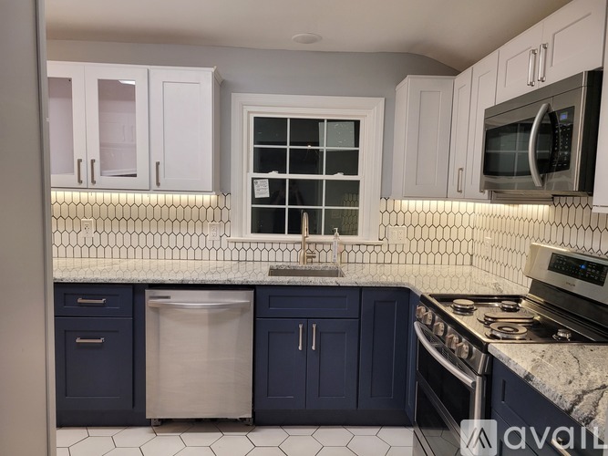 62 Standish Road 3 Beds Single Family Home for Rent - Photo gallery 2
