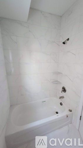 391 New York Avenue 3 Beds Apartment for Rent - Photo gallery 3