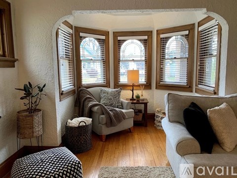 620 N 60Th St 3 Beds Apartment for Rent