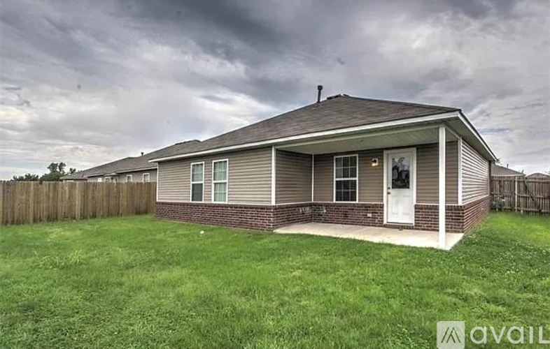 9379 South 256th East Avenue 3 Beds Single Family Home for Rent - Photo gallery 3