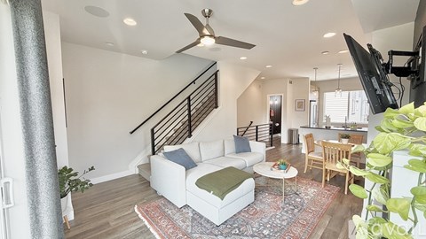 5645 West 10Th Avenue 2 Beds Apartment for Rent
