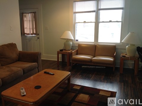 267 Robinson St 3 Beds Apartment for Rent