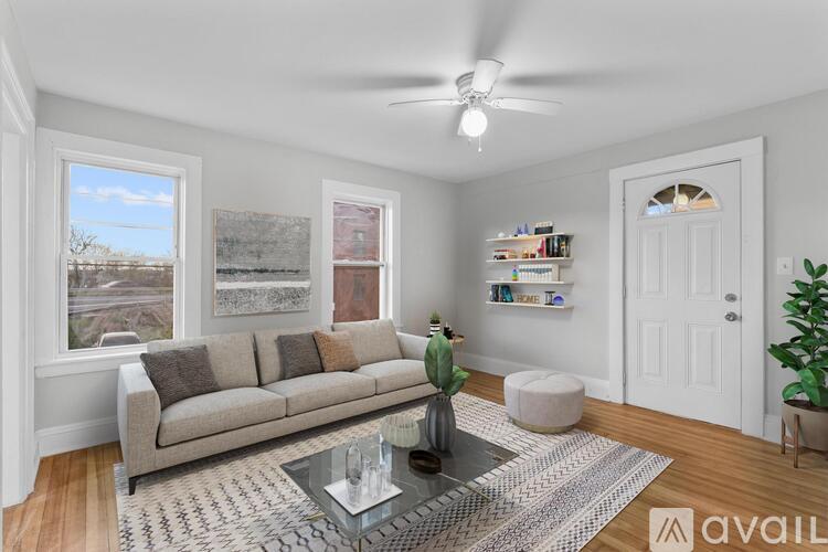 5 Flower St 5 Beds Apartment for Rent - Photo gallery 1