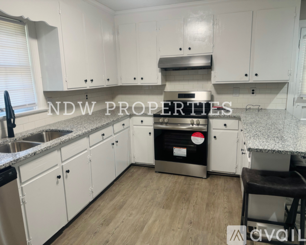 3405 Brookview Dr 3 Beds Single Family Home for Rent - Photo gallery 3